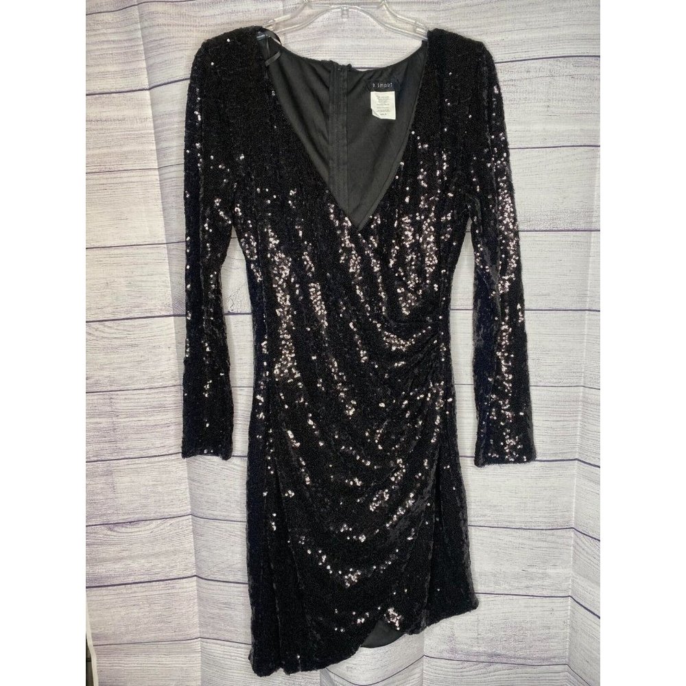 Women's‎ NWOT B Smart black fully sequined PROM gown size small/junior 15